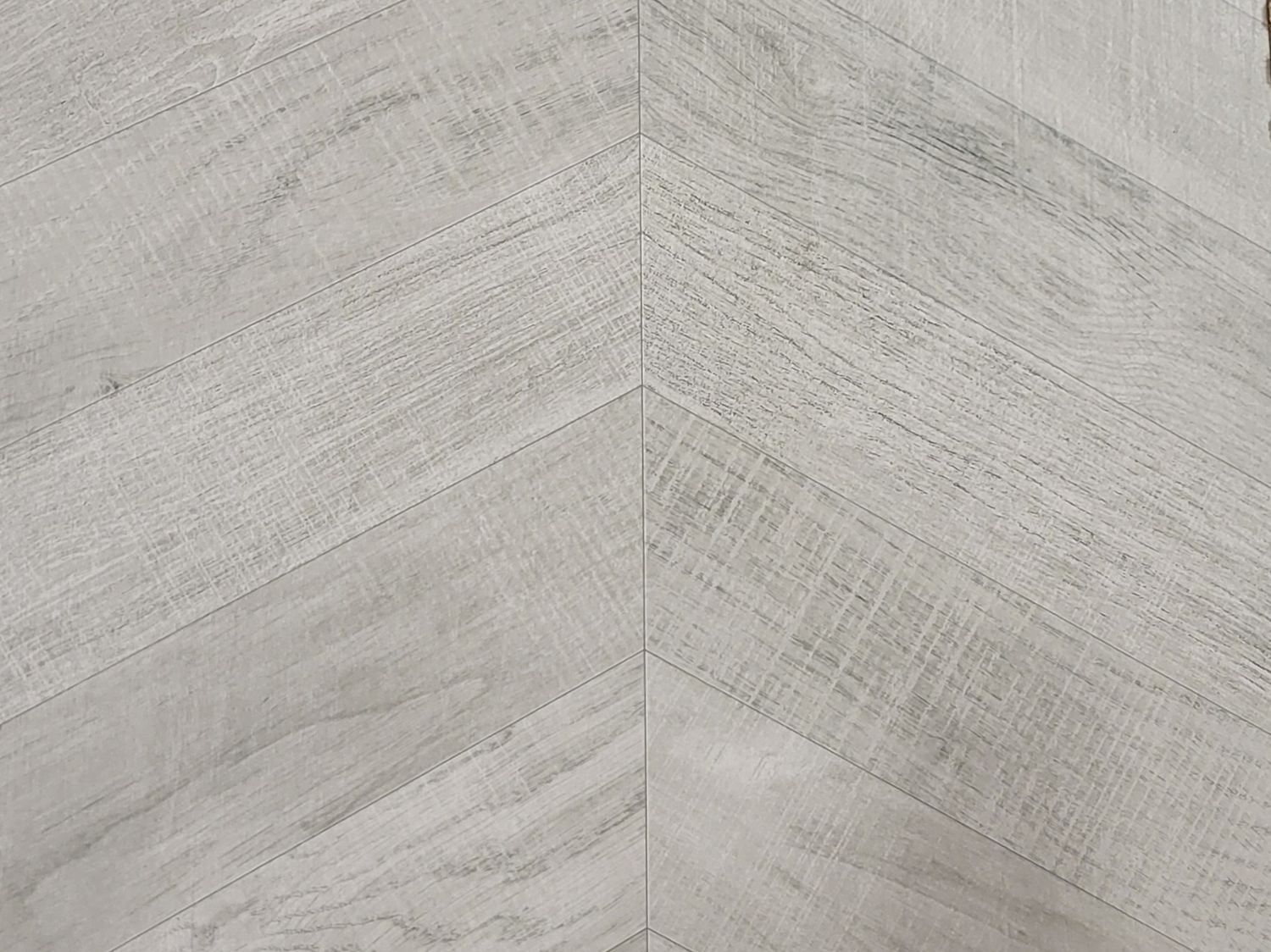 CHEVRON ARTWOOD BONE 24 x 48