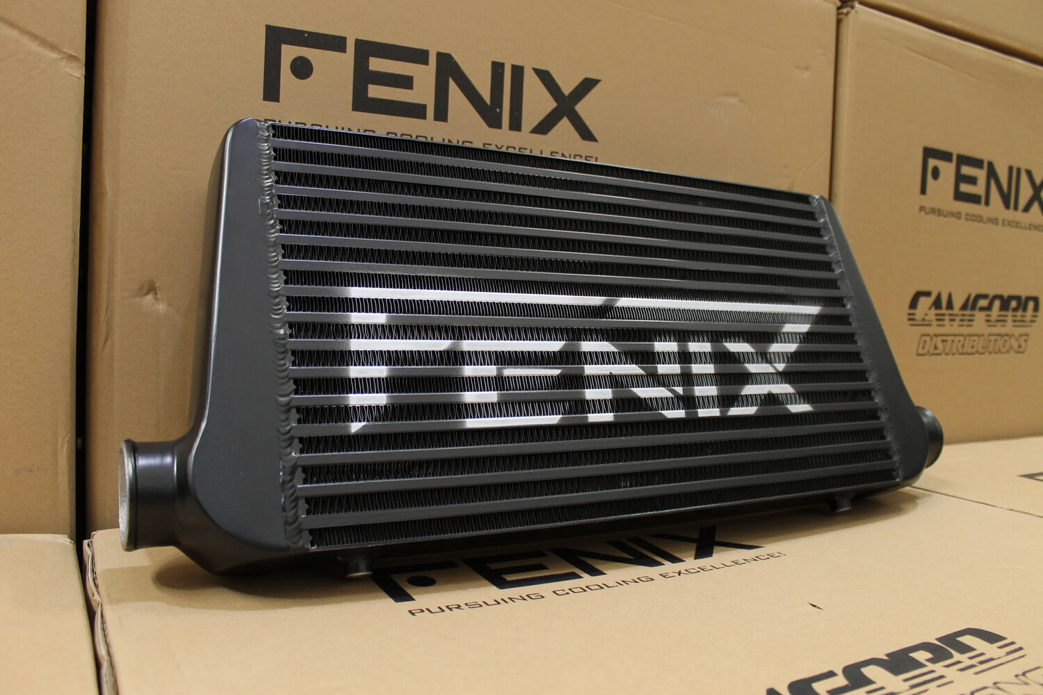Fenix Universal Intercooler (600x300x76mm with 3.0" outlets)