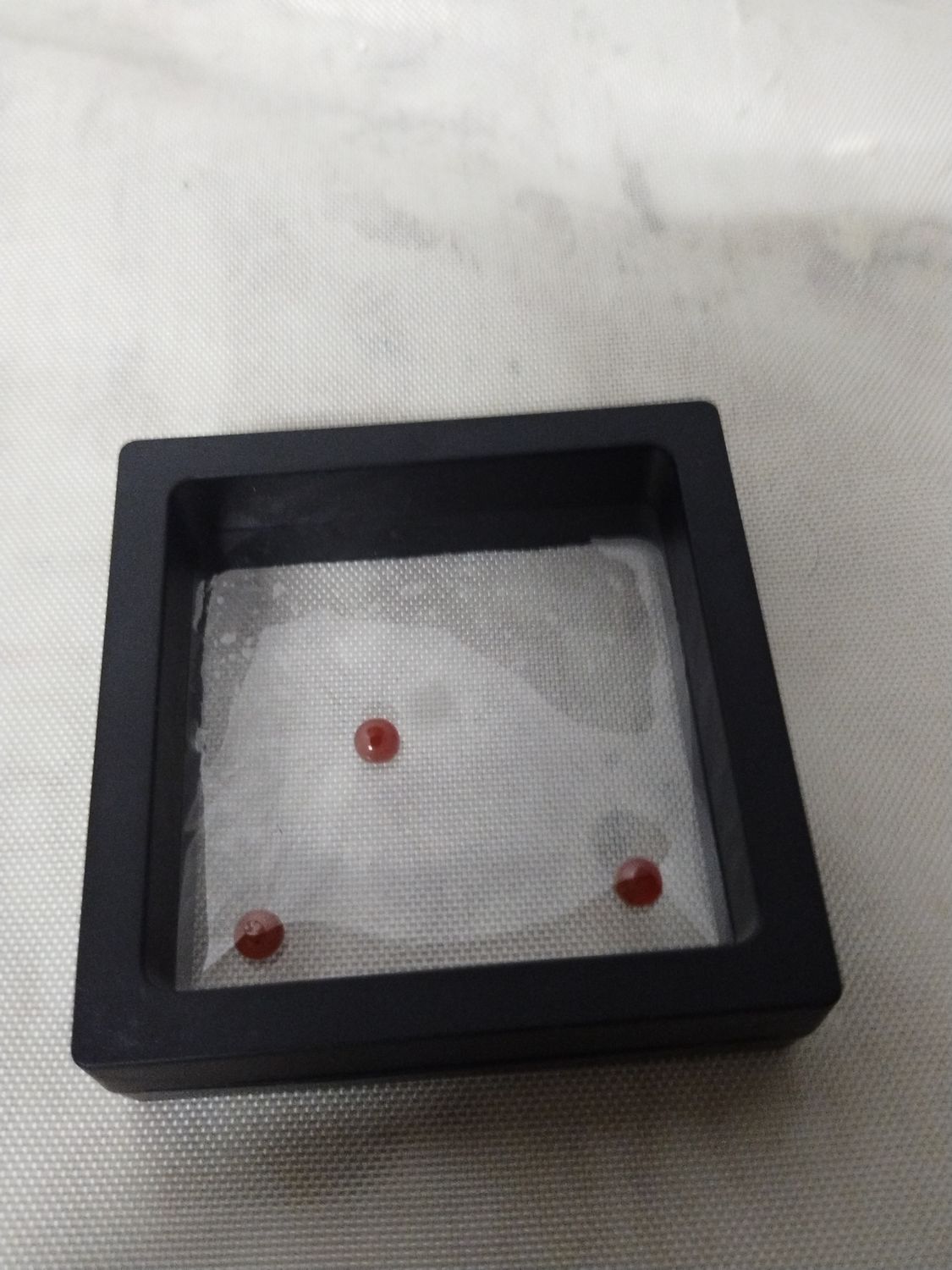 1.60 cts  Red Onyx Parcel