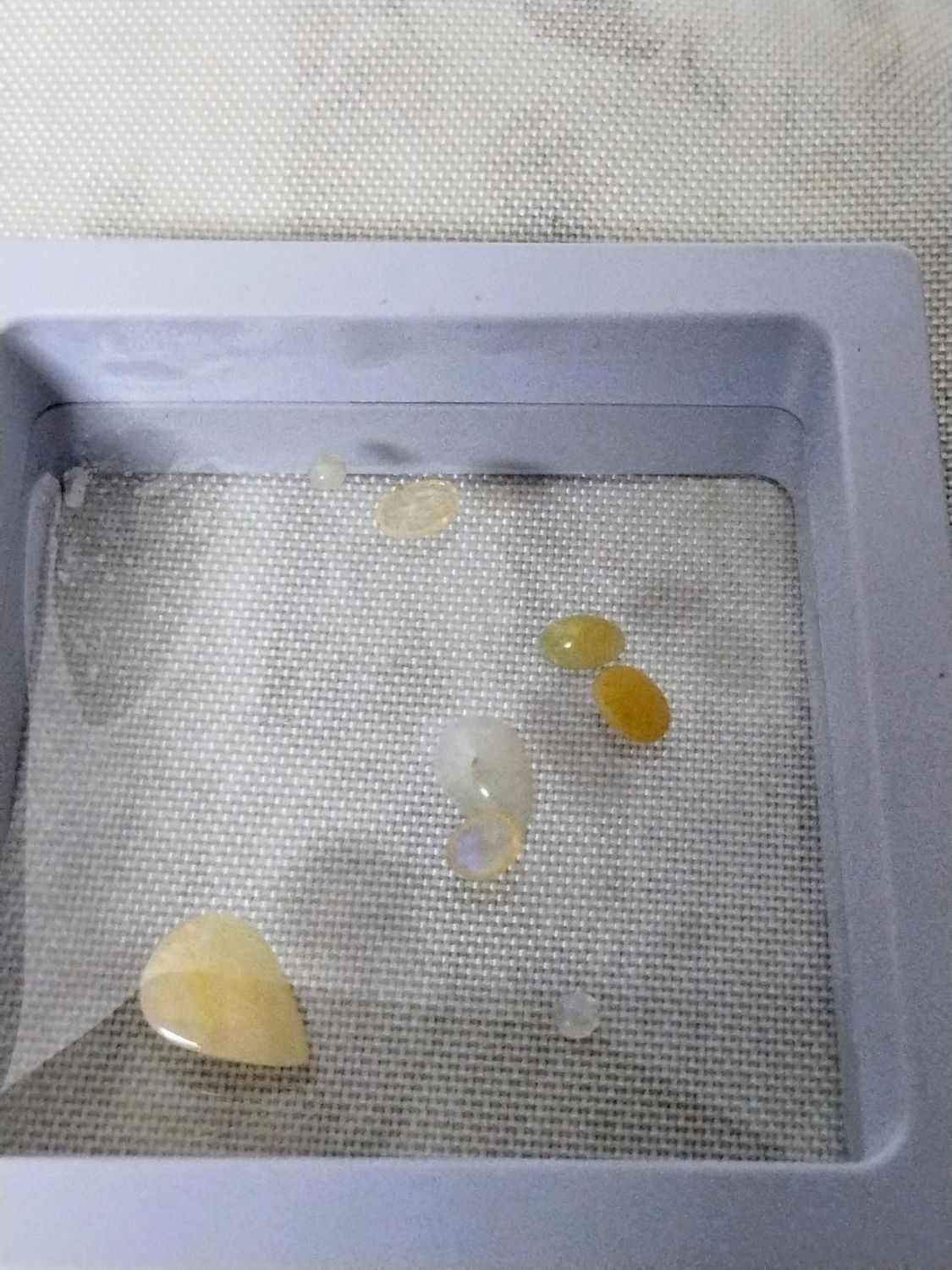 3.90 cts of Mix Opal lot