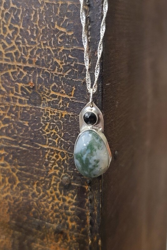Sterling Moss Agate And Onyx Necklace
