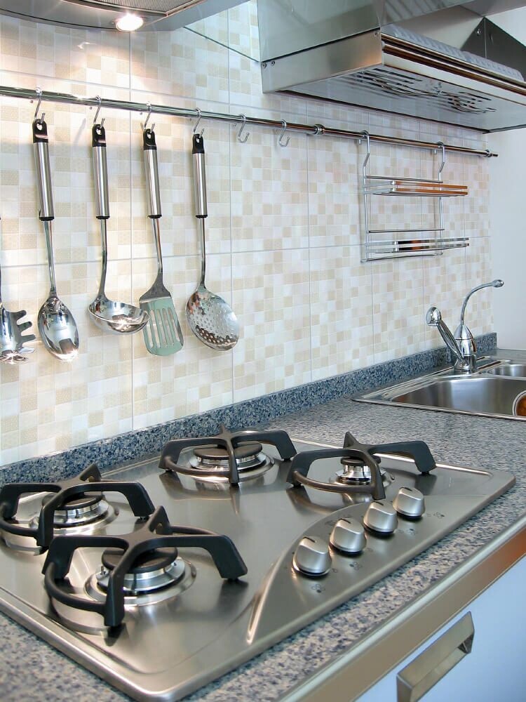 $8.990  M2 CERAMICA CRONOS BG  32X45 CMS                                             CAJA 2.00 M2
