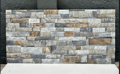 $ 13.990 M2 FACHALETA COLORADO CORTINA 30X60 CMS  CAJA 0.9 M2