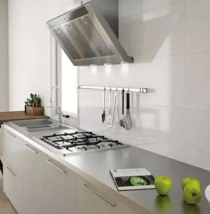 $8,990  M2 CERAMICA SNOW  34X51  CMS              CAJA 2.27 M2
