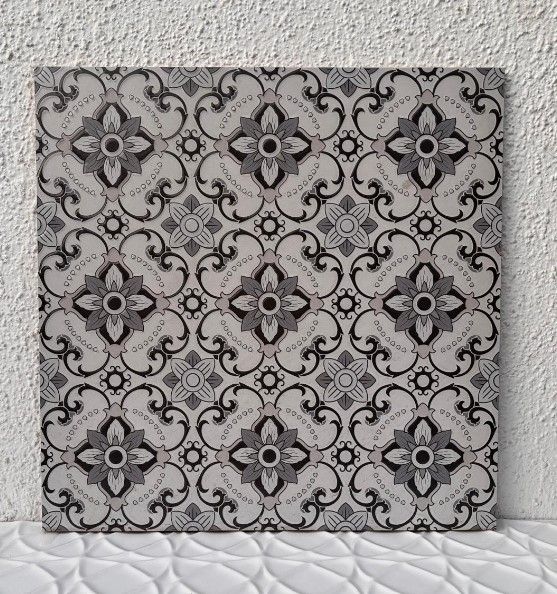 $8.990 M2   CERAMICA GIRONA 40X40 CMS  CAJA 1.92  M2