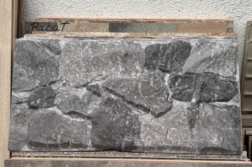 $19.990 M2 FACHALETA PORCELANATO PIEDRA PIRCAS 30X60 CM  CAJA 0.9 M2