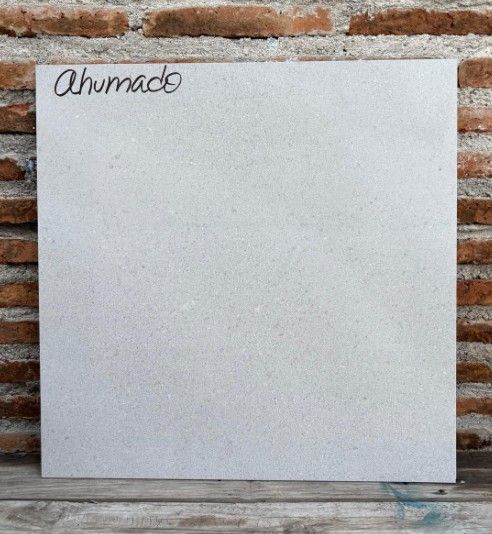 $14.990 M2  GRES PORCELANICO  AHUMADO  60X60 CMS CAJA 1.44 M2