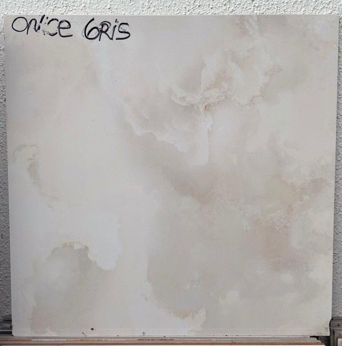 $ 14.990 M2 GRES PORCELANICO  BRILLANTE ONICE GRIS 60X60 CMS  CAJA 1.44 M2
