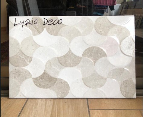 $ 8.990 M2 CERAMICA LYRIO BEGE DECO  33X59 CMS  CAJA 2.3 M2