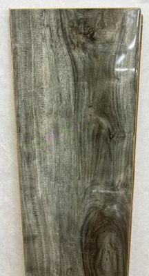 $15.990 M2 PISO FLOTANTE BRILLANTE 8.3 MM GRIS CENIZA 19.8 CM X 1,22 MT CAJA 3.14 M2