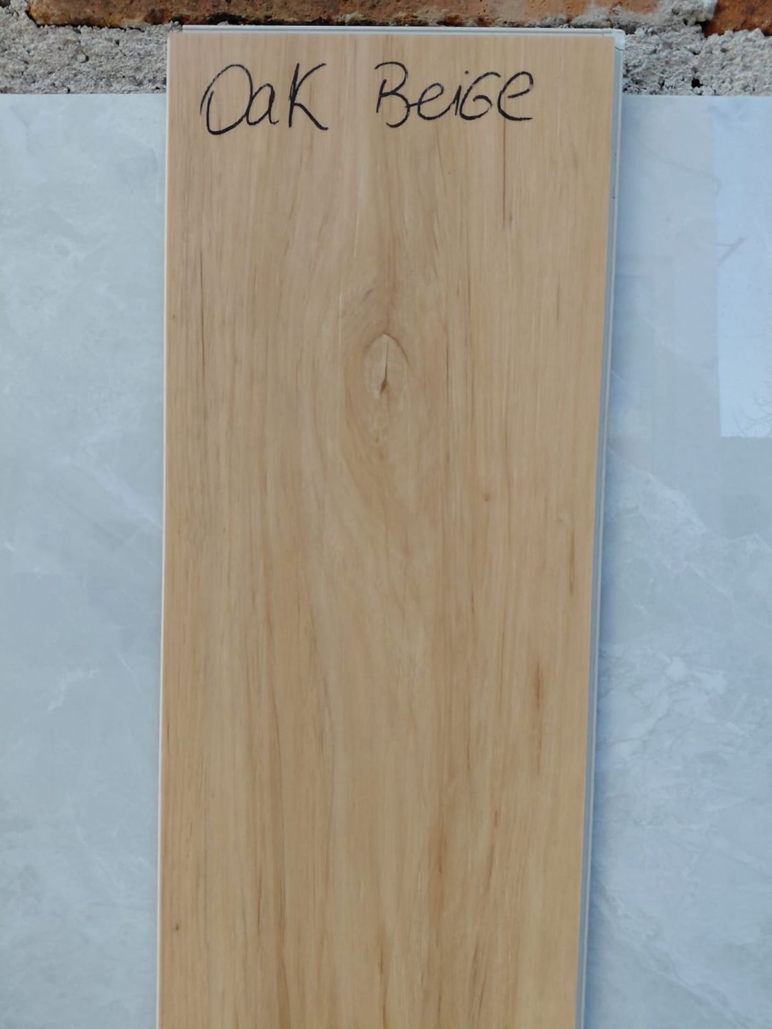 $13.990 M2 SPC  OAK BEIGE 5.5 MM  19 CM X  1.22 MT CAJA 2,24 M2