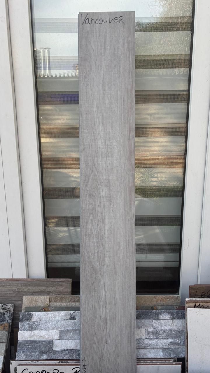 $12.990 M2 SPC VANCOUVER 4.5 MM  18.3 CM X  1.22 MT CAJA 2,68 M2