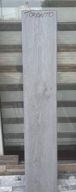 $12.990 M2 SPC TORONTO 4.5 MM  18.3 CM X  1.22 MT CAJA 2,68 M2
