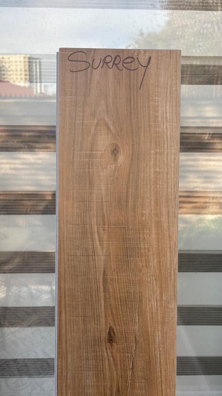 $13.990 M2 SPC SURREY 5.5 MM  18.6 CM X  1.22 MT CAJA 2,24 M2