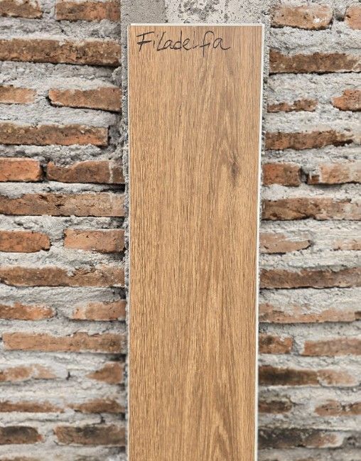 $14.990 M2 SPC  FILADELFIA 5.5 MM  22.8 CM X 1.22 MT CAJA 2,23 M2