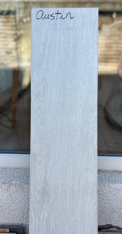 $15.990 M2 SPC  AUSTIN  5.5 MM  22.8 CM X 1.22 MT CAJA 2,23 M2
