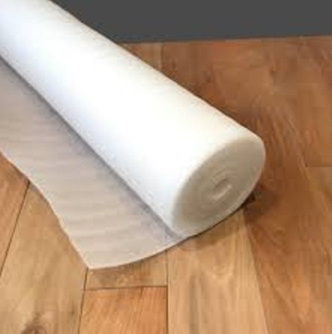 $ 6.990  ESPUMA NIVELADORA CLASICA 2MM ESPESOR ROLLO  10 M2
