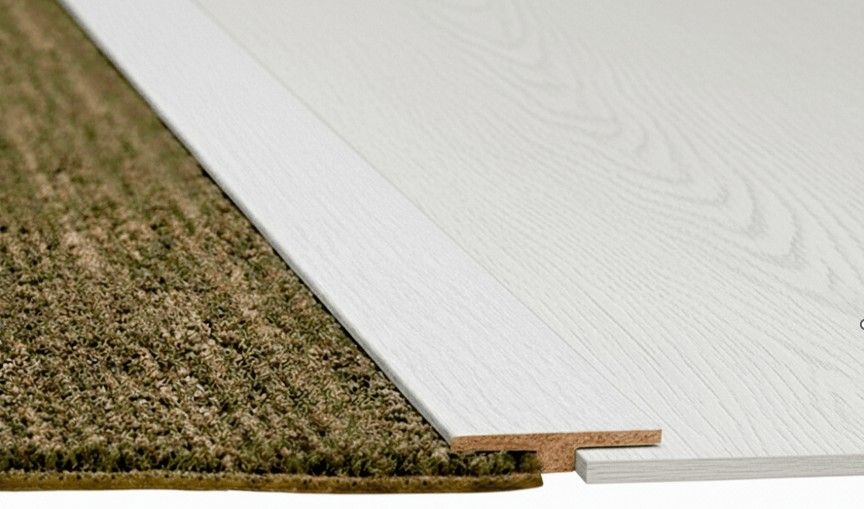 $ 9.990 TIRA   CUBREJUNTA DE TRANSICION  1X4.5X240 CMS FOLIO  BLANCO