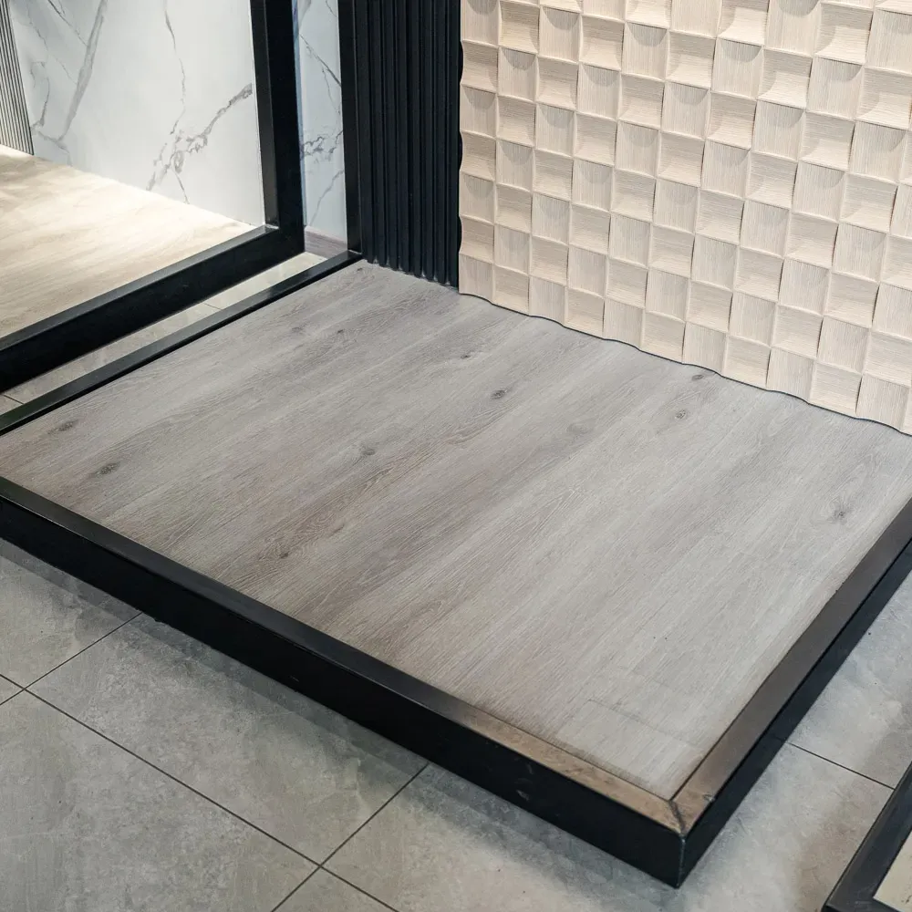 $15.990 M2 SPC MARSELLA 5.0 MM  18 CM X 1.22 MT CAJA 2,2326 M2