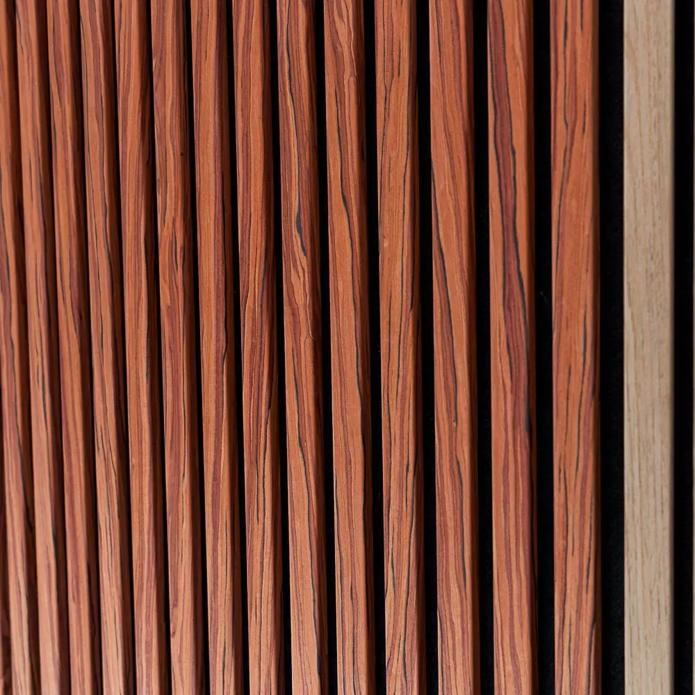 $ 41.990 UNI  PANEL ACUSTICO  MIDE: 60 CM X 2.42 MT, ESPESOR 21 MM ,  RINDE 1.44 M2 ,  MODELO OLIVO