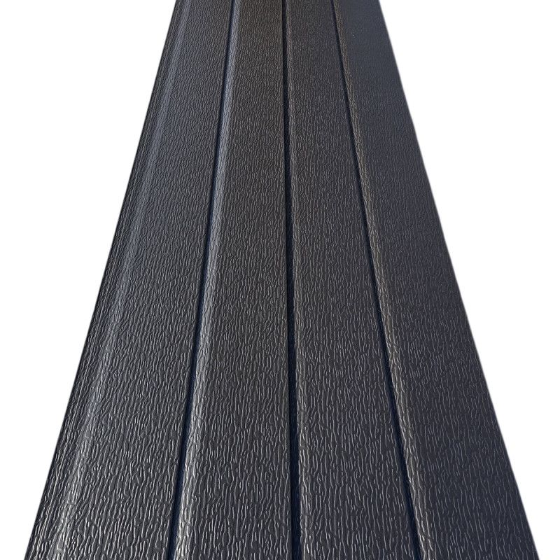 $21.990  REVESTIMIENTO EXTERIOR EMBOSSE BLACK  MIDE 38.5 CM X 3.8 MT  RINDE 1.463 M2