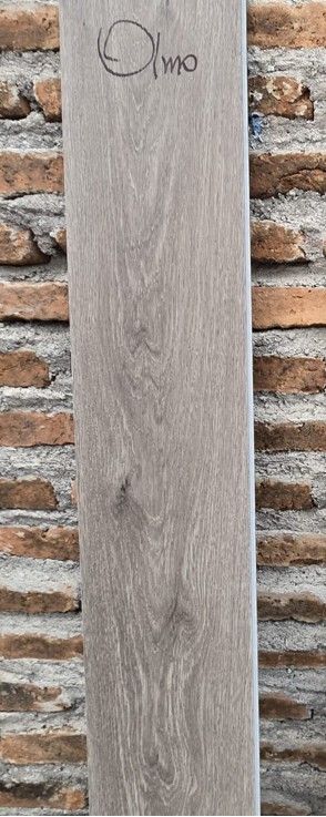 $12.990 M2 SPC OLMO  5.3 MM  18.2 CM X  1.22 MT CAJA 2,22 M2