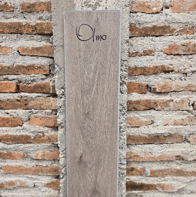 $12.990 M2 SPC OLMO  5.0 MM  18.2 CM X  1.22 MT