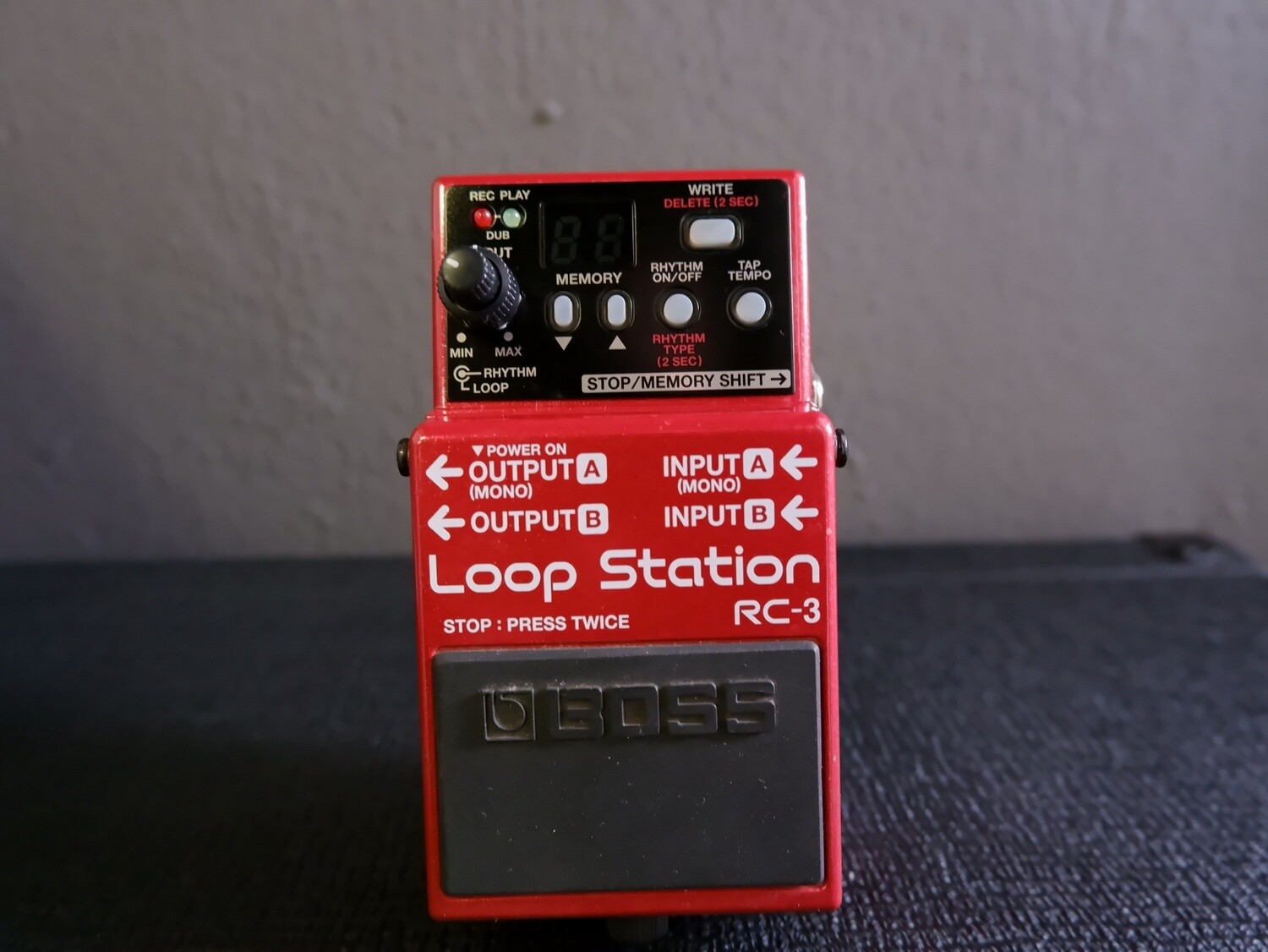 Boss RC3 Loop Station