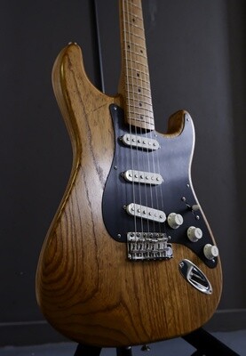 Fender FSR Limited Edition '56 Stratocaster Roasted Ash