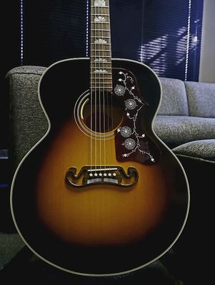 Gibson Noel Gallagher J-150 2021 - Vintage Sunburst