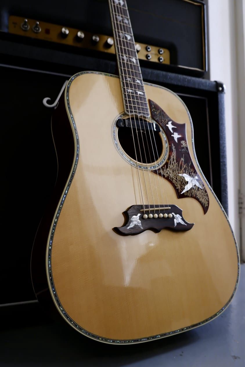 Gibson Doves In Flight 1996 - 2013 - Natural