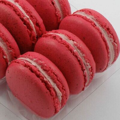 9 Raspberry Macaroons with Real Raspberry Buttercream
