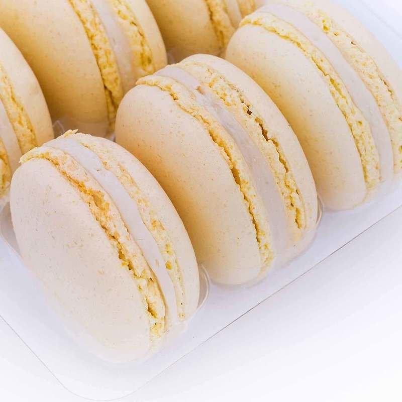 9 English Toffee Macaroons with English Toffee Buttercream