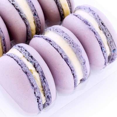 9 Lavender Macaroons with Real Lavender and White Chocolate Buttercream