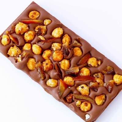 Milk Chocolate Bar - with lots of caramelised hazelnut and caramelised orange peel pieces - 160g