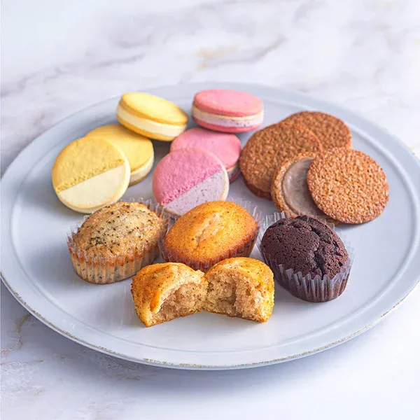 La Maison, Assortment Box M, 15 pcs
