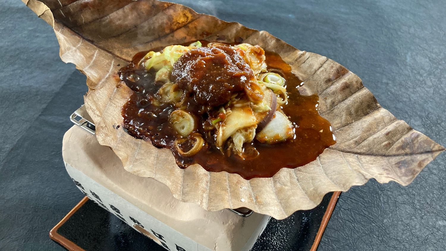 Hida Yamamiya Hoba Miso – 3 Servings (50 g × 3 Packs = 150 g) + 3 Magnolia Leaves | Shelf‑Stable 365 Days