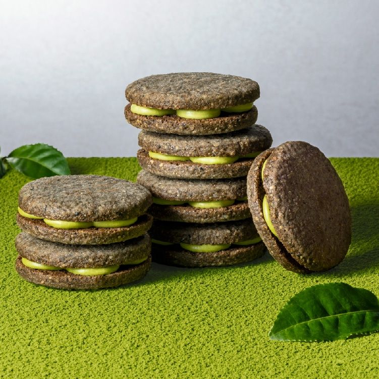 Chanofuku, Kurogoma Matcha Sand, Black Sesame &amp; Matcha, 8 pcs in 1 box