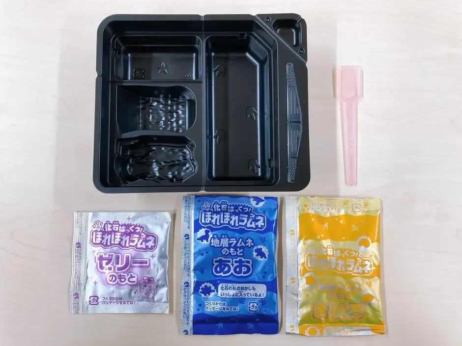 Kracie Fossil Excavation Ramune DIY Candy Kit 21g