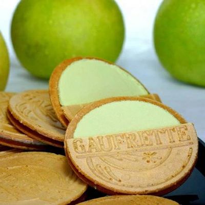 20th Century Pear Wafers from San'in (10 pieces) – Local Specialty from Tottori &amp; Shimane