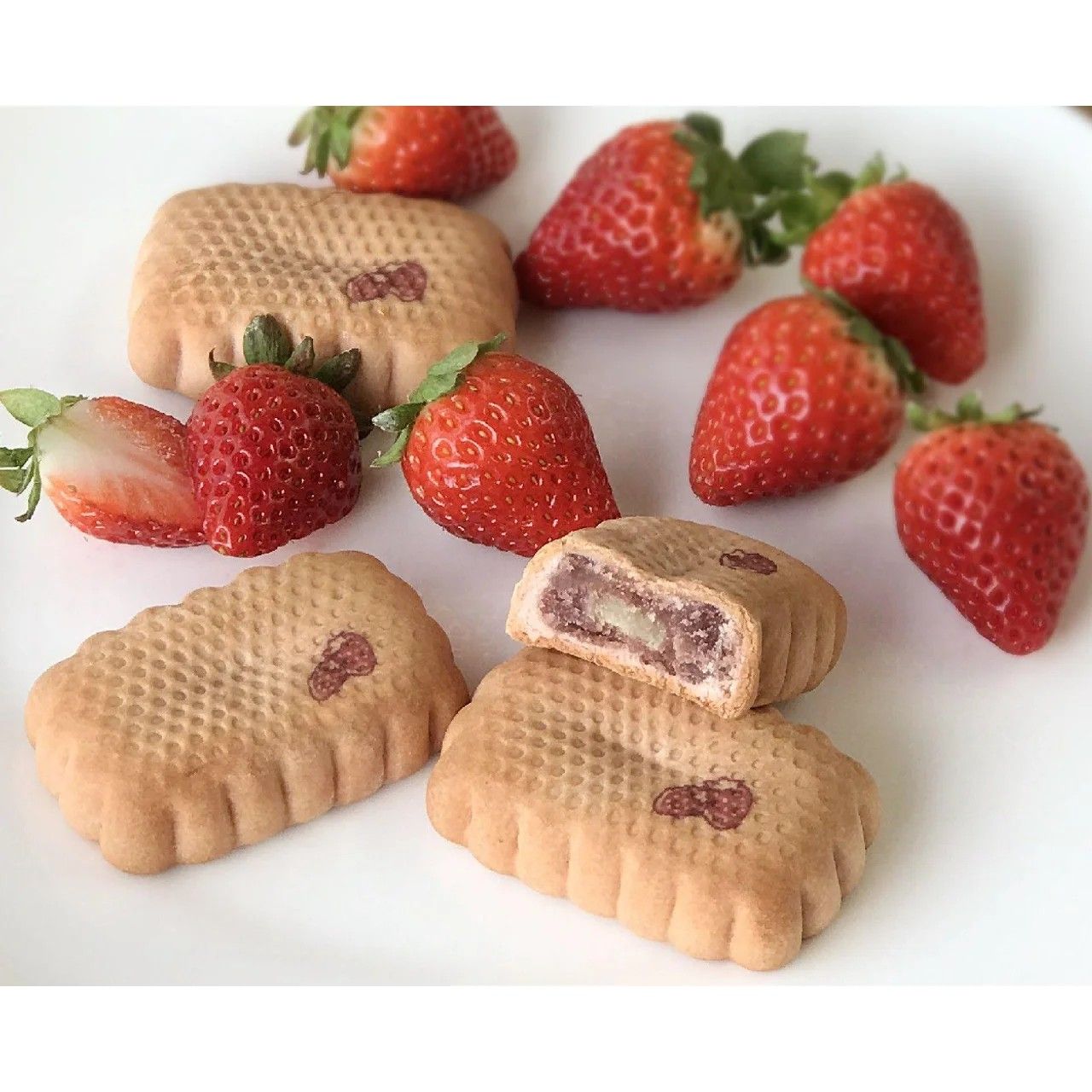 UCC Gold Special Rich Ground Coffee 240g