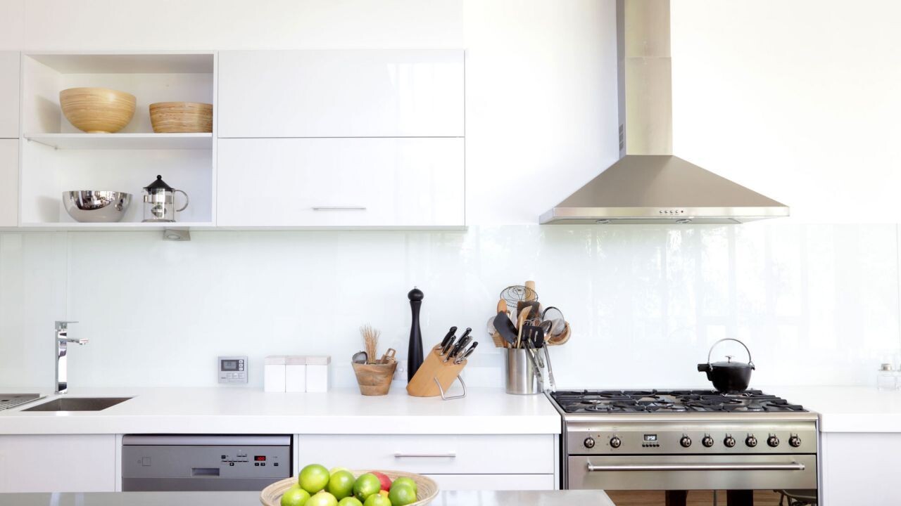 Range of Undermount Rangehood