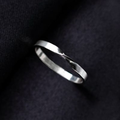 Women&#39;s Infinity Ring