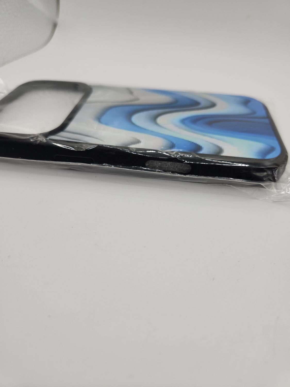 iPhone 17 Pro Blue Abstract Wave Phone Case –