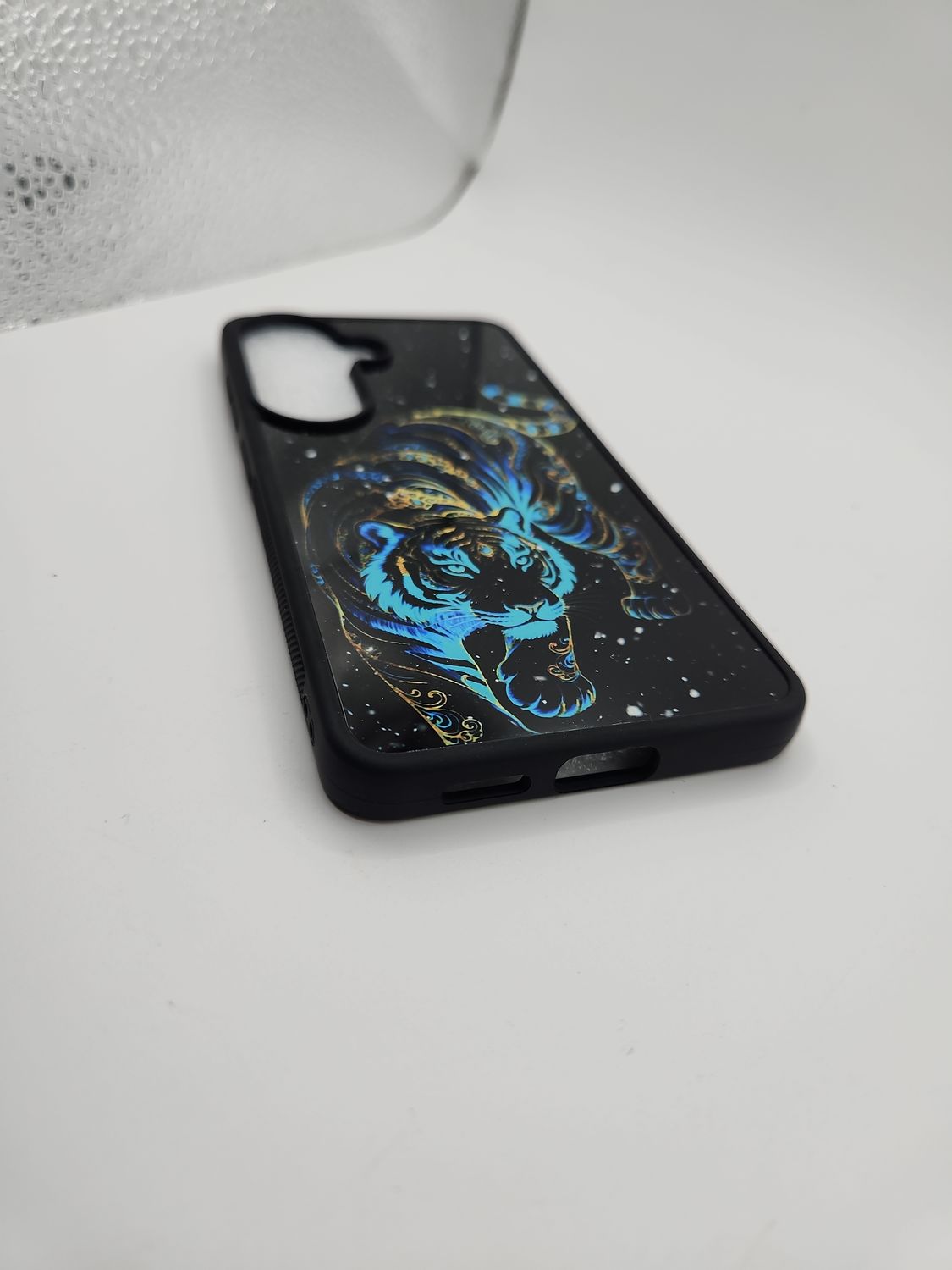 Samsung Galaxy S26 Blue & Gold Tiger – Black Protective Case