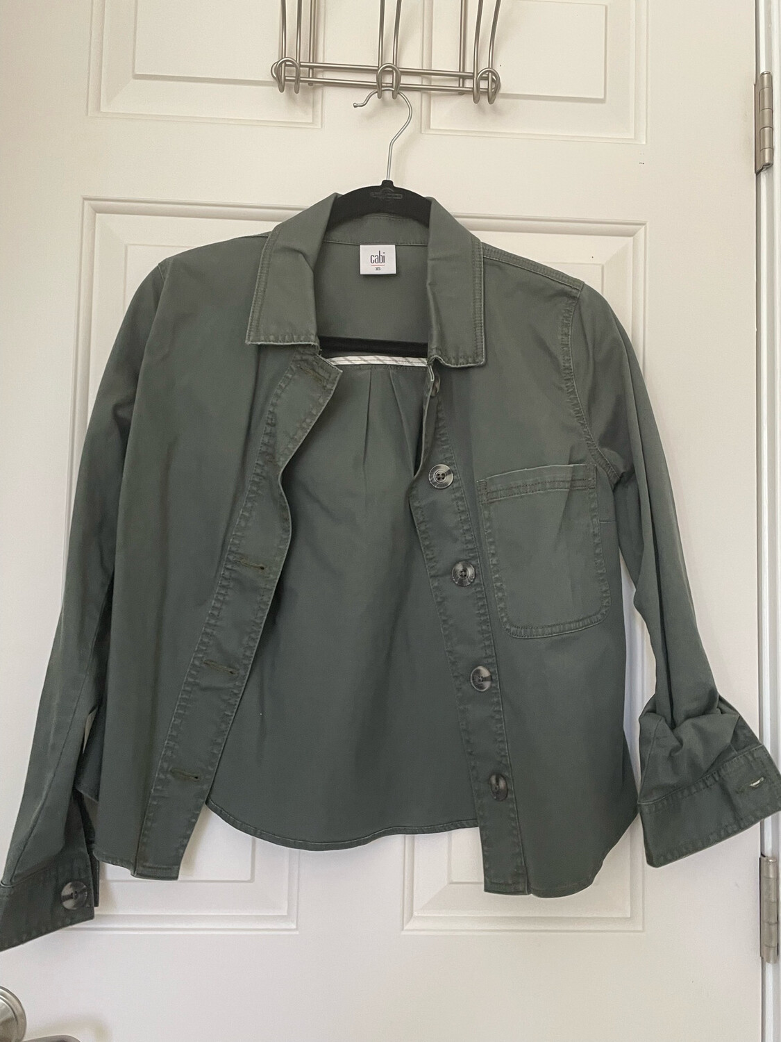 Cabi Casual Topper Size XS (army Green)