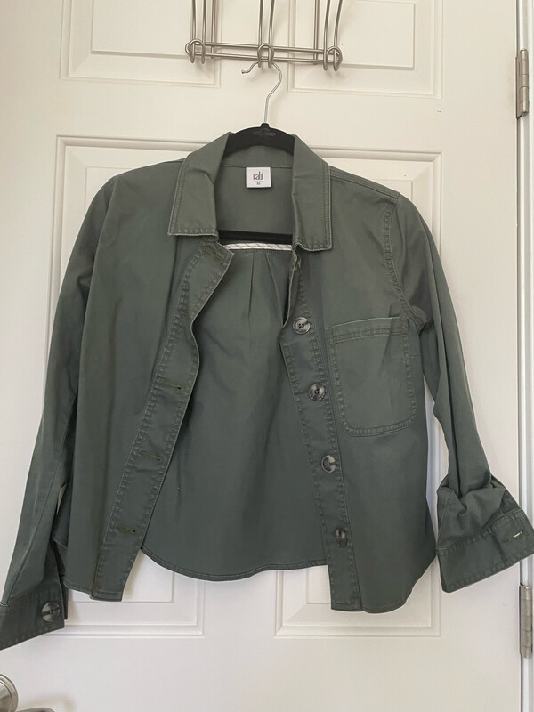 Cabi Casual Topper Size XS (army Green)