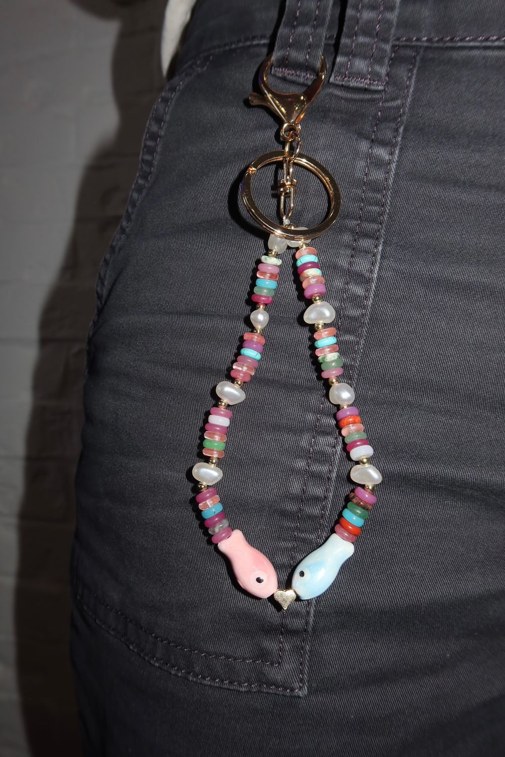 KISSING keychain