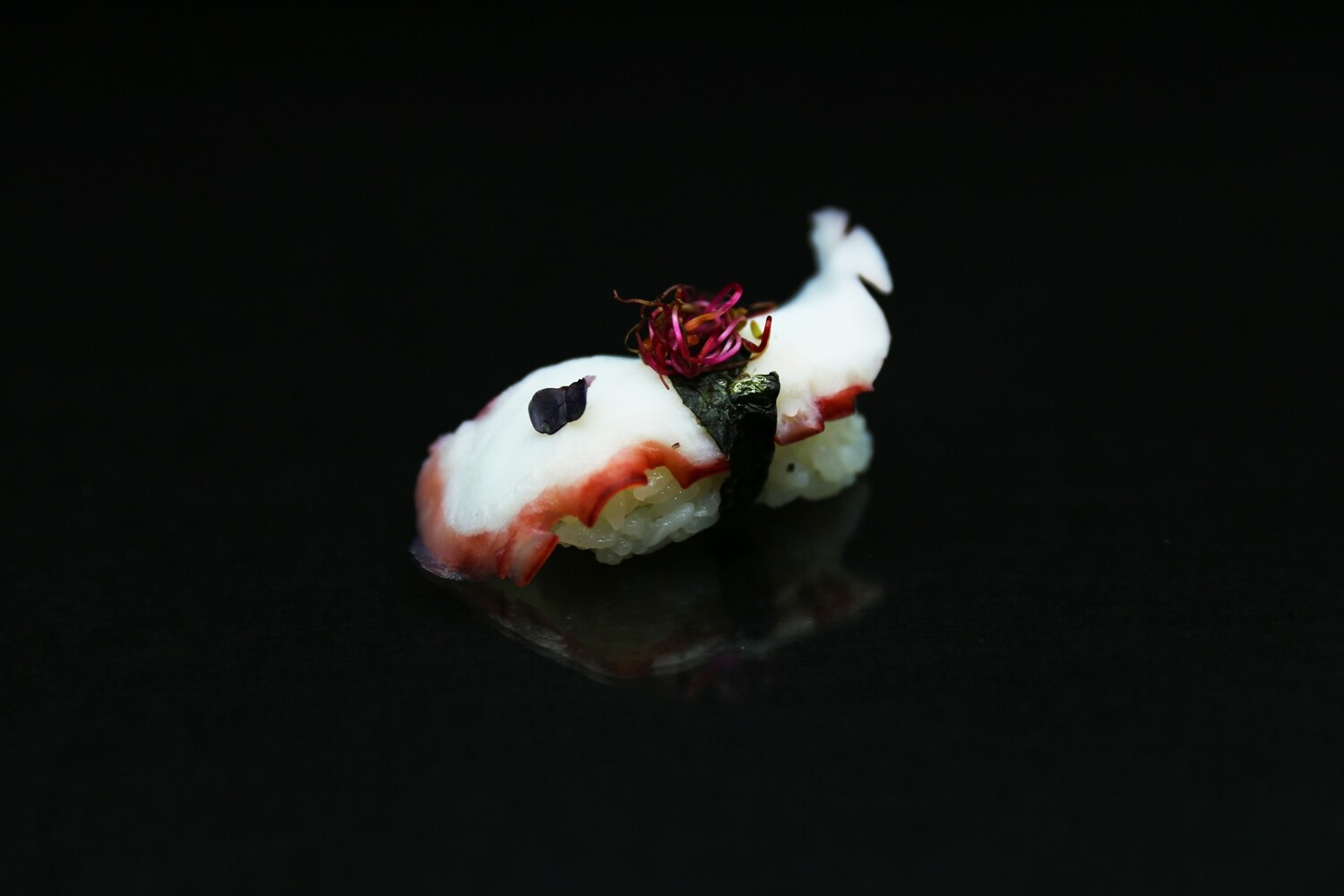 NIGIRI TAKO