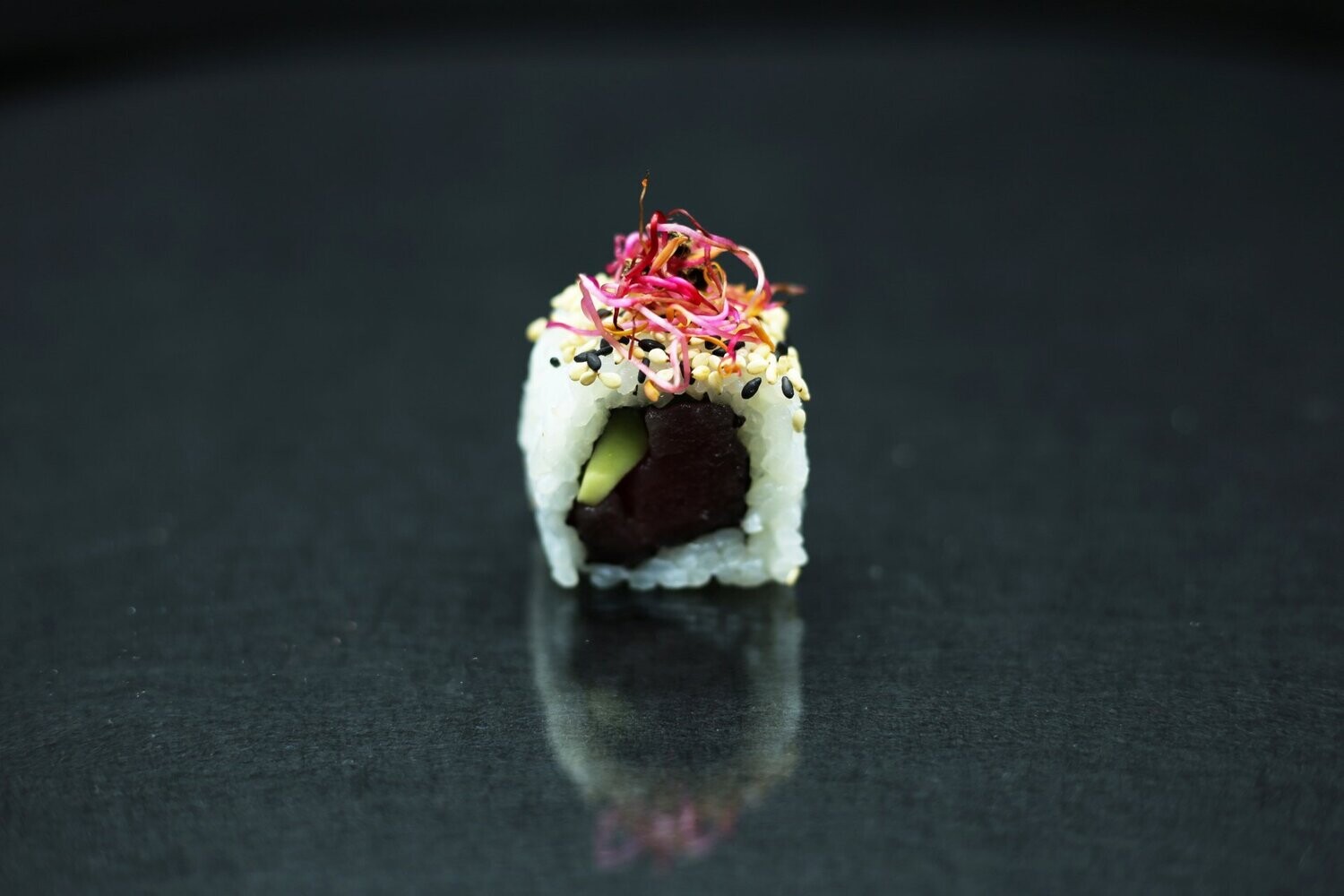URA MAGURO AVOCADO